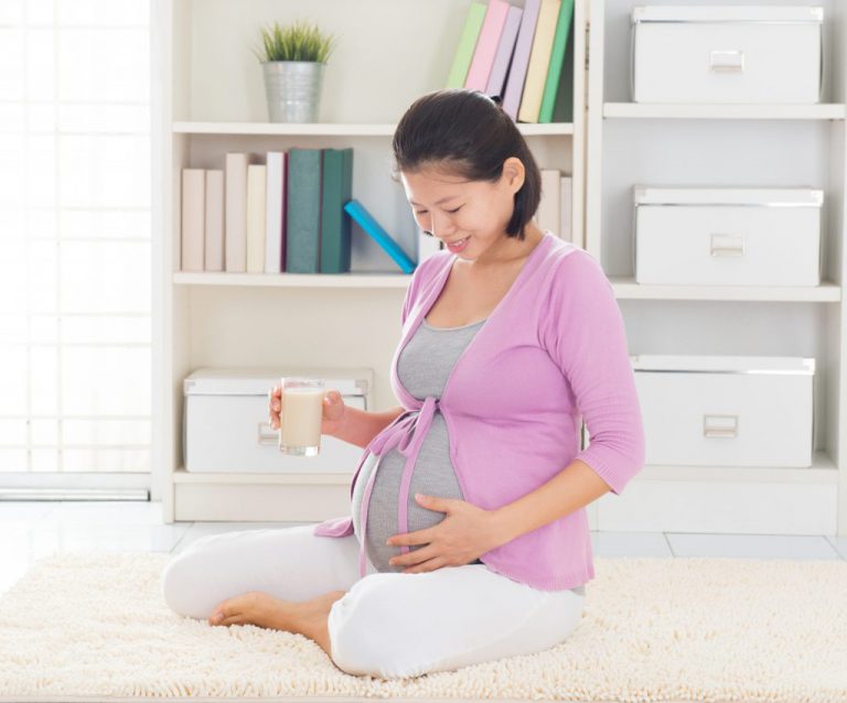 Thiếu canxi khi mang bầu có những biểu hiện gì?